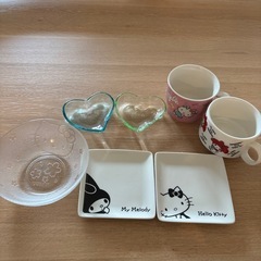 キャラクター食器セット（マイメロディ、ハローキティ、スヌーピー）