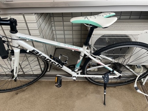 Bianchiクロスバイク（白）