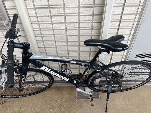 中古　クロスバイク D718 ☆10500円☆整備済み スポーツ中古自転車 【クロスバイク 黒