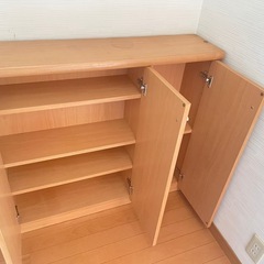 収納棚、棚