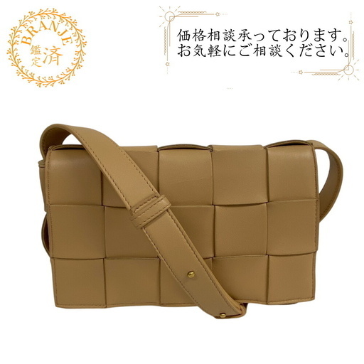 ボッテガヴェネタ BOTTEGAVENETA ショルダーバッグ イントレチャート カセット フラップ ベージュ