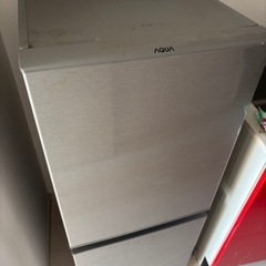 冷蔵庫、洗濯機、乾燥機、カーテン、布団、タオルケット