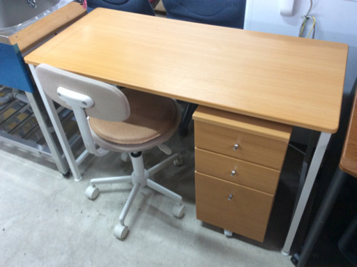 ★ デスク・ワゴン・イスセット