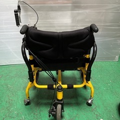 【メンテナンス必要】Profhand  足こぎ車椅子  中古品の画像