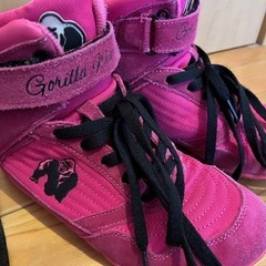 トレーニングシューズ（3月末までに決まらなければ処分予定）