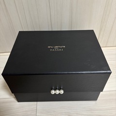 シュウウエムラ　タサキコラボ　メイク収納箱