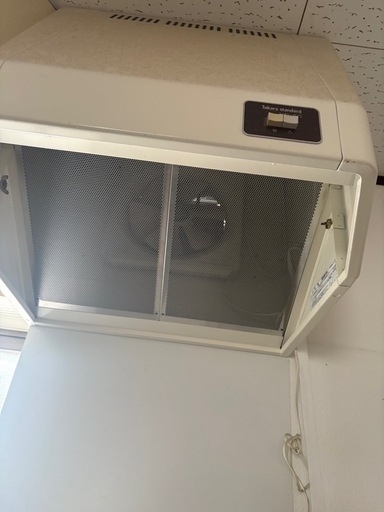 換気扇とフード取り外し済み