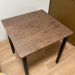 【商談中】テーブル