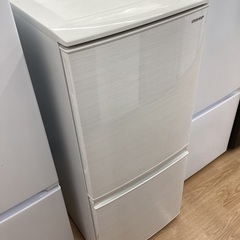 【トレファクマーケット久喜店】SHARP　2ドア冷蔵庫 137L...