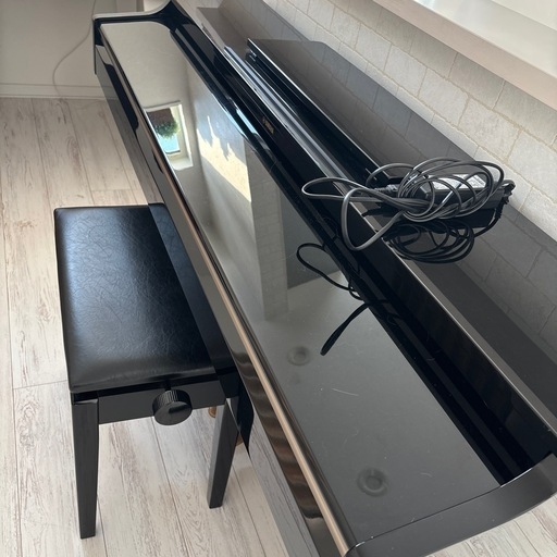 鍵盤楽器、ピアノ YAMAHA ARIUS YDP-162