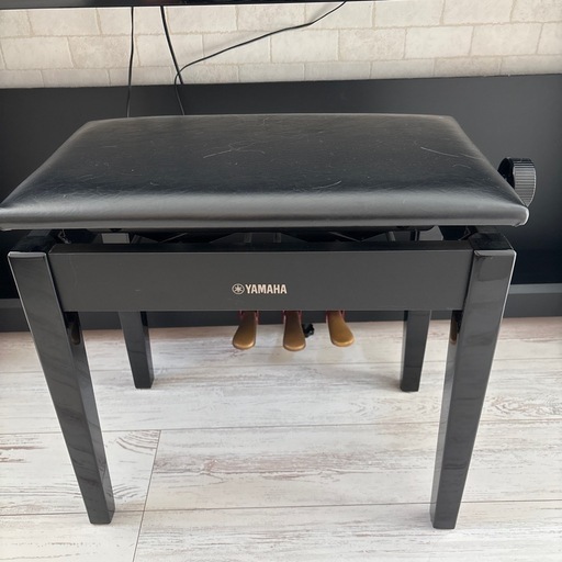 YAMAHA ARIUS YDP-162