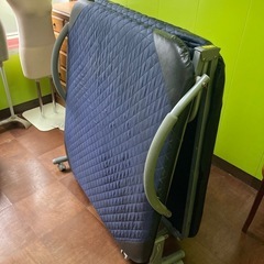 折りたたみシングルベッド