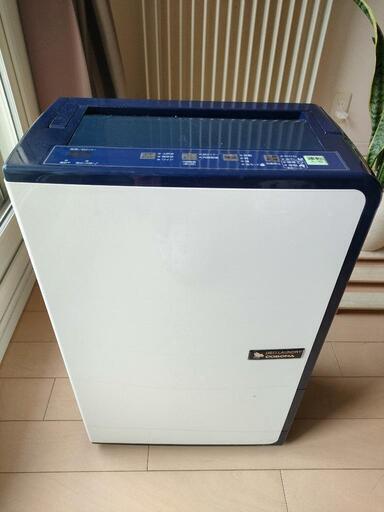 コロナ　衣類乾燥機　除湿機　デオランドリー　2017年製