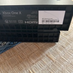 Xbox ONE X 1TBの画像