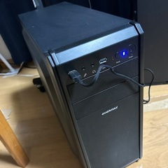 ゲーミングパソコンの画像