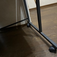 キャスター付き　パソコンデスク　3/25までの画像