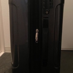 キャリーケース 黒の画像