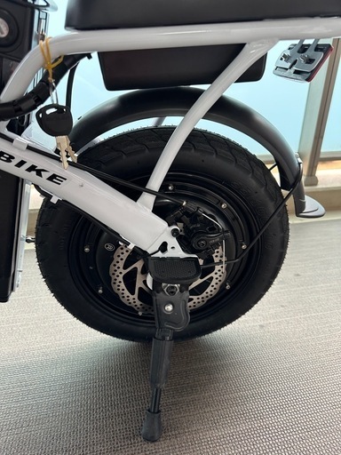 折りたたみ 電動自転車　ほぼ新品