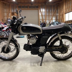 ヤマハ YB-1 fourの画像