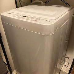 洗濯機(ヤマダ電機オリジナル)及び洗濯機ラック(ニトリ)の画像