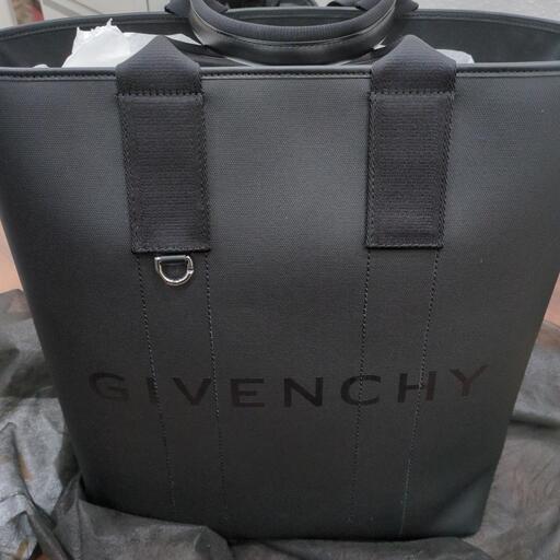 GIVENCHY トートバッグ