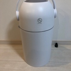 ピジョン　オムツ用ゴミ箱
