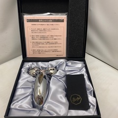 ReFa リファ CARAT FOR SALON セルフケア プラチナ電子ローラー RF-CS1805B 240g クロス ガイドブック 説明書 箱付きの画像