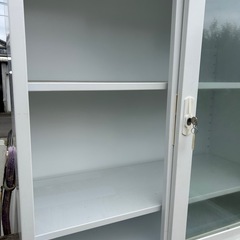 引き違い書庫鍵付きの画像