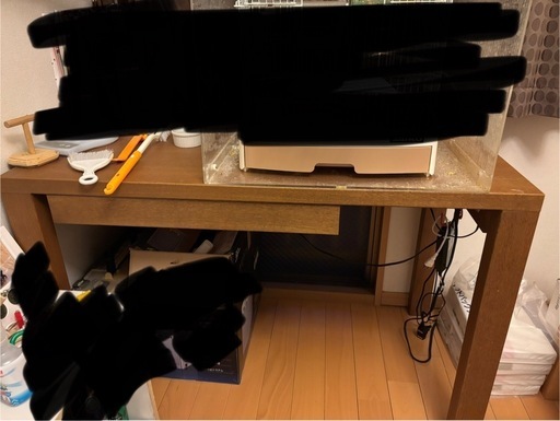 カリモクの机\n