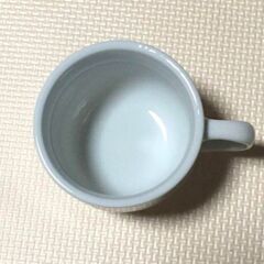 クマとウサギの食器セットの画像