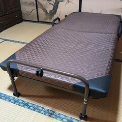 折りたたみシングルベッドの画像