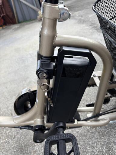 電動アシスト三輪自転車 未使用 未使用 カイホウジャパン 電動三輪
