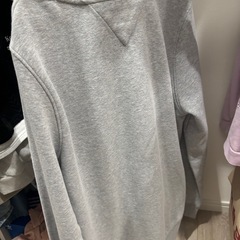 Tommyのパーカーの画像