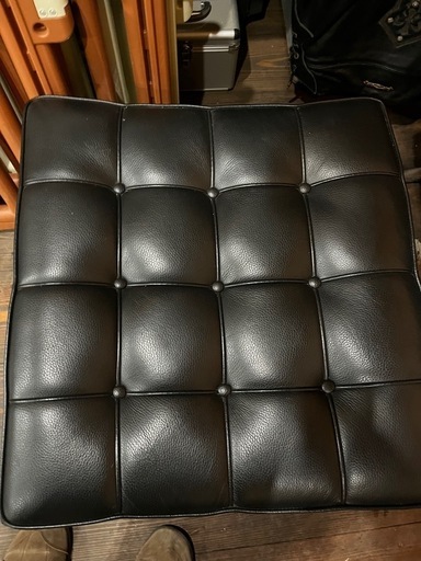 バルセロナチェア　本革　リプロダクト品