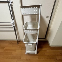 ランドリーバスケット 3段の画像