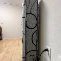 シモンズ　マットレス　　の画像