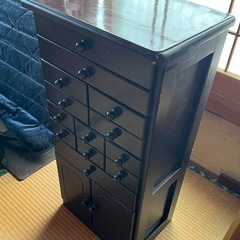 【11月1日2日取引優先】【レトロ】収納棚の画像