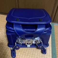 ランドセル　紺色
の画像