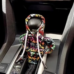 新品未使用✨️フード付きシフトノブカバー グラフィティ柄の画像