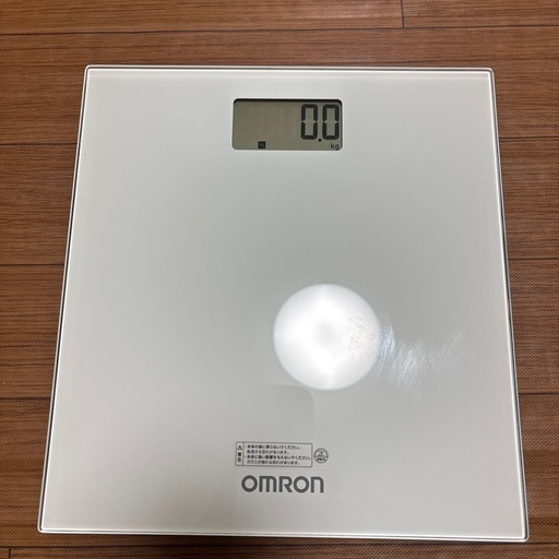 オムロン　OMRON 体重計　HN-300T2