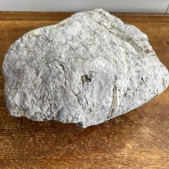 昔の漬物石（天然石）③　約4KG