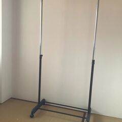 パイプハンガーの画像