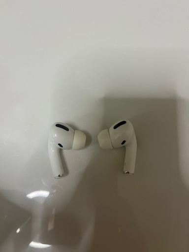 AirPods