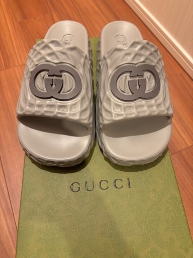 GUCCIサンダル