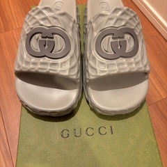 GUCCIサンダル