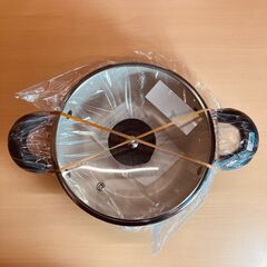 焦げ付きにくく長く使えるセラミックコート両手鍋 20cm（IH対応）フタ付き（未使用品）の画像