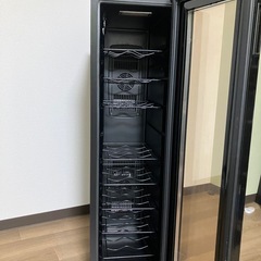 【お譲り致します】
16本入ります！　ワインセラー　マサオコーポレーションの画像