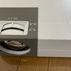 【未使用に近い】プロジェクターの画像