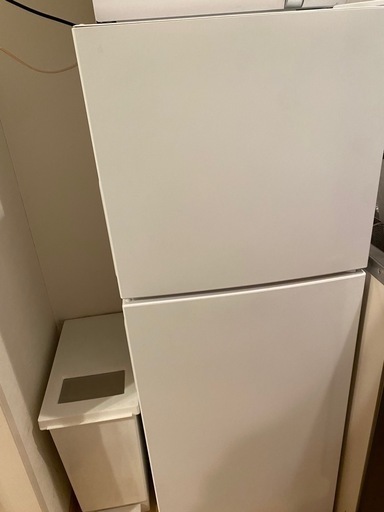 【取引先確定済】冷蔵庫　白　138L
