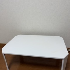 テーブル